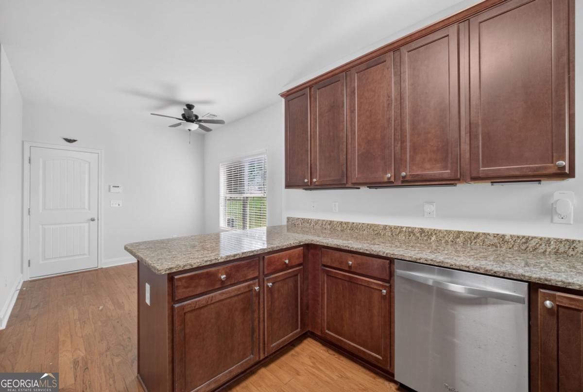 6280 Cove Creek Drive Flowery Branch - Photo 18