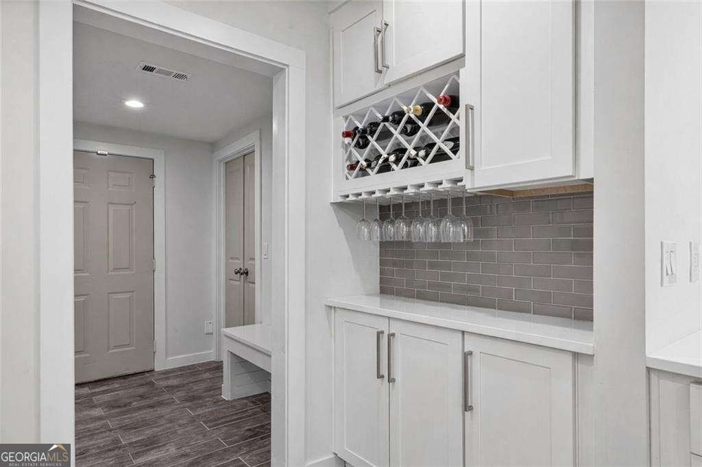 2353 Larchwood Road Atlanta - Photo 7