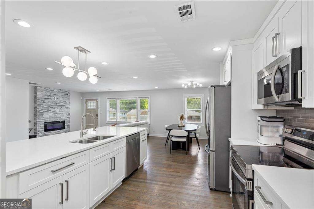 2353 Larchwood Road Atlanta - Photo 8