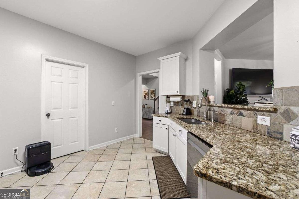 4922 Berkeley Oak Circle Peachtree Corners - Photo 11