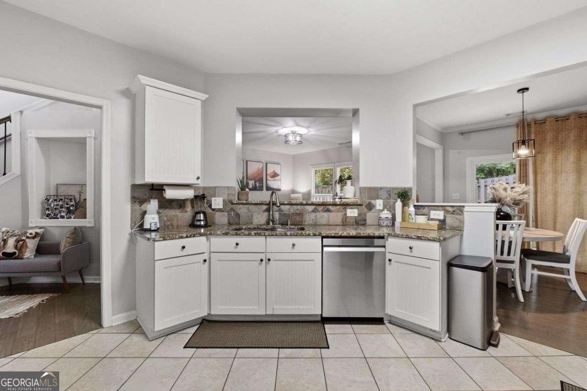 4922 Berkeley Oak Circle Peachtree Corners - Photo 13