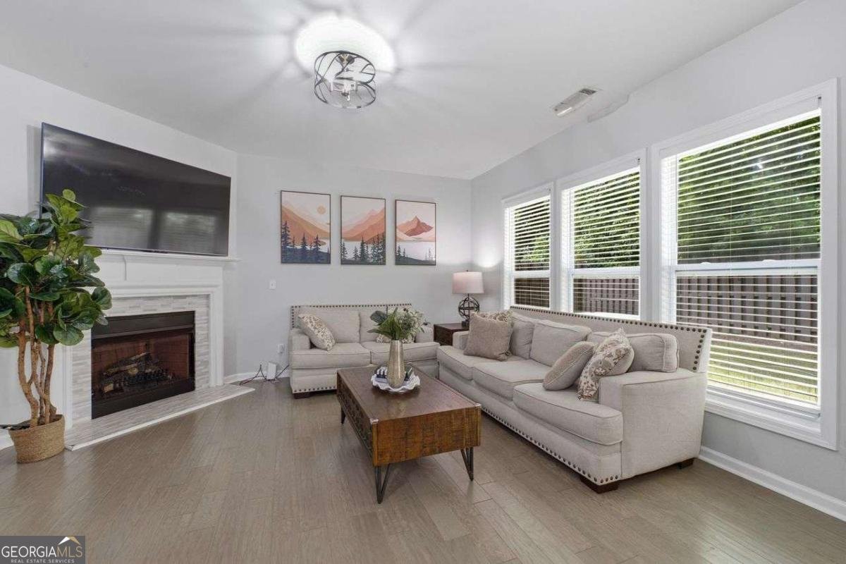 4922 Berkeley Oak Circle Peachtree Corners - Photo 8