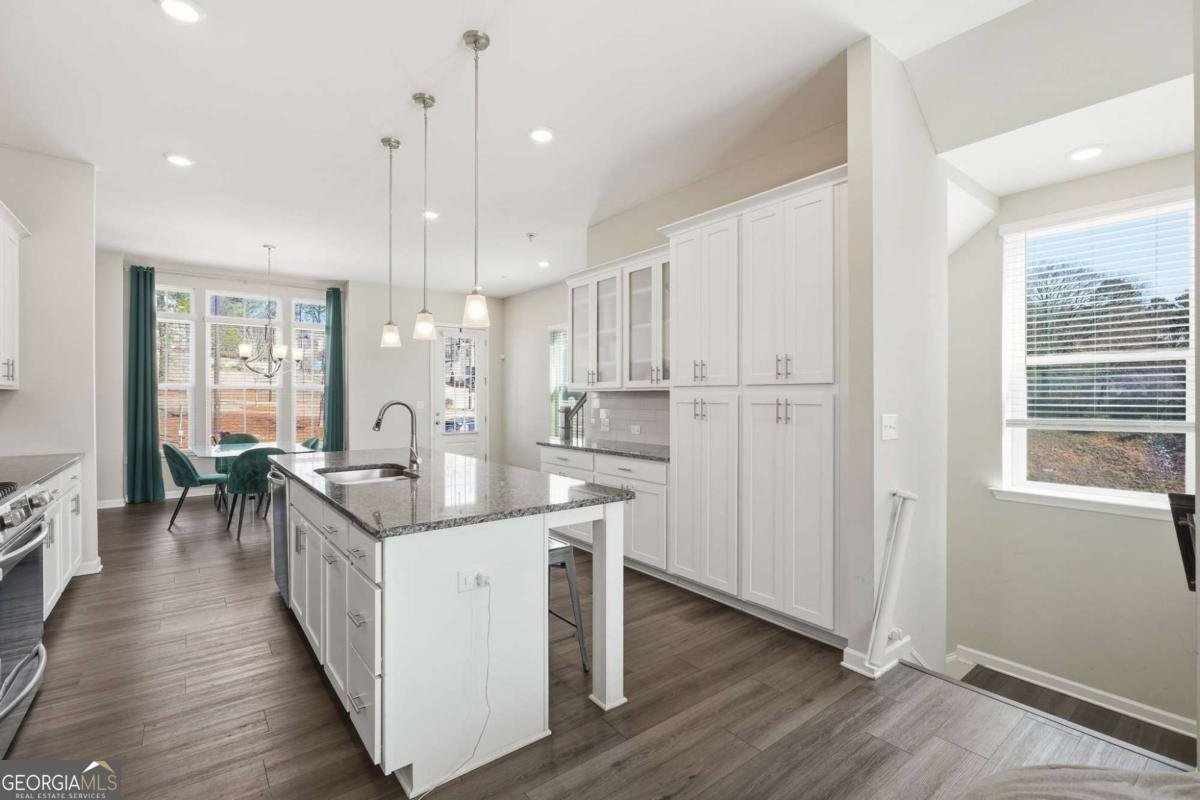3317 Park Pointe Circle Scottdale - Photo 12