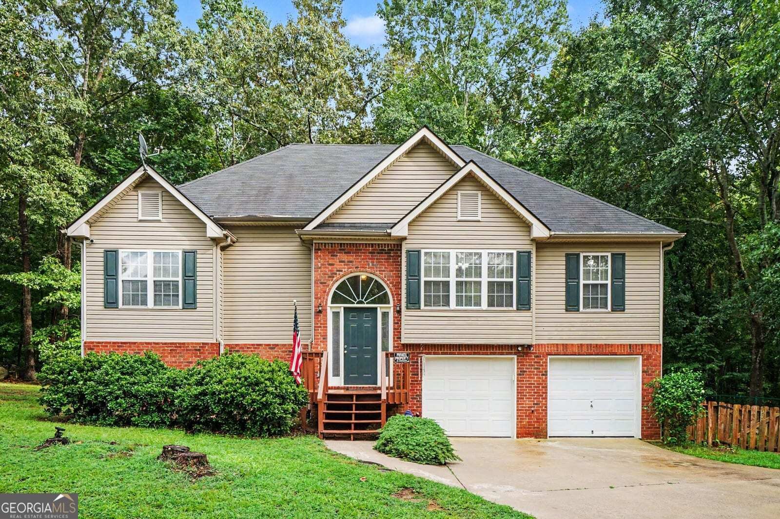352 Academy Woods Drive Jefferson - main photo