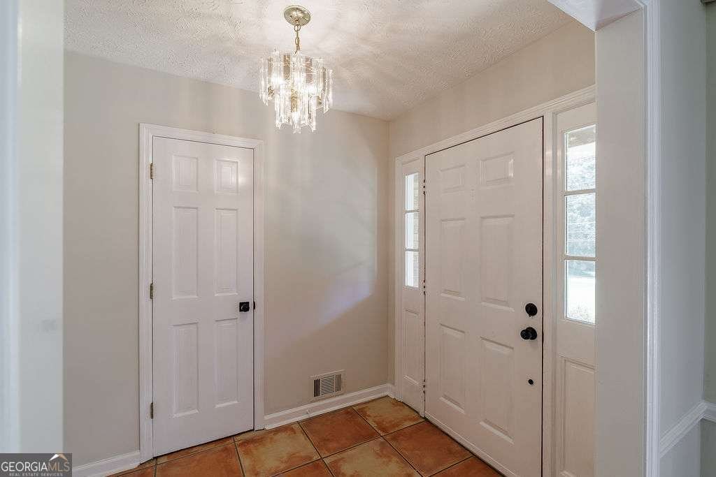 1035 Whit Davis Road Athens - Photo 8
