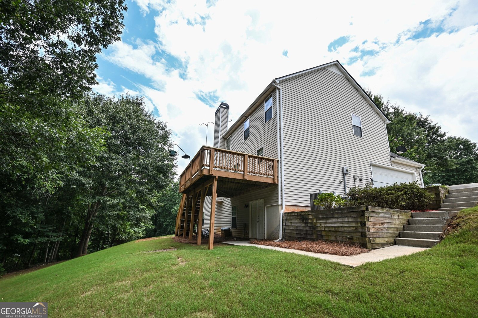 529 Plantation Creek Drive Loganville - Photo 6