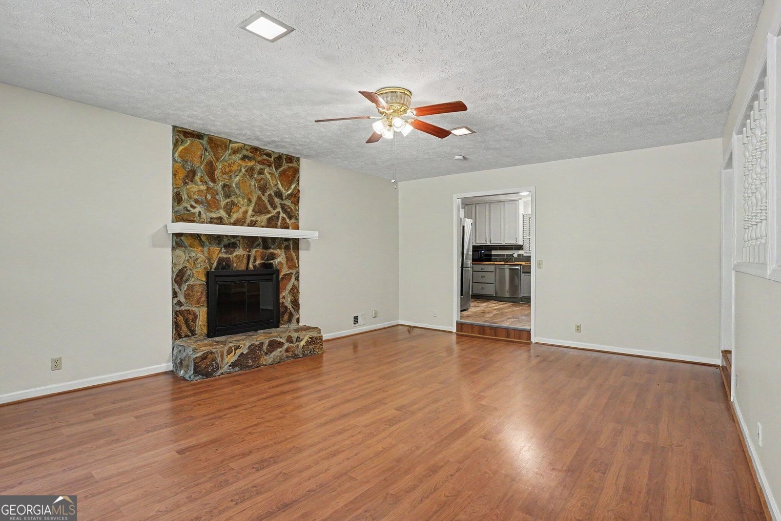 346 Buckingham Drive Conyers - Photo 11