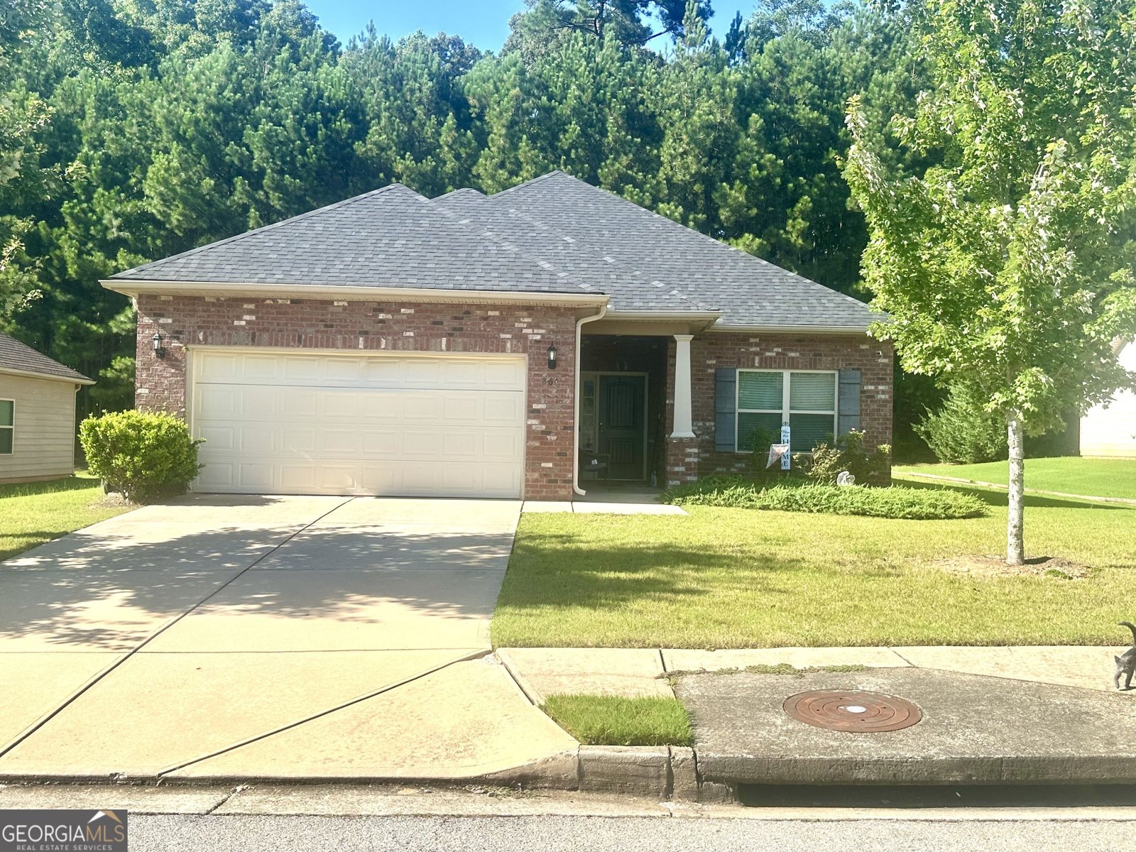864 Crescent Ln Griffin - main photo