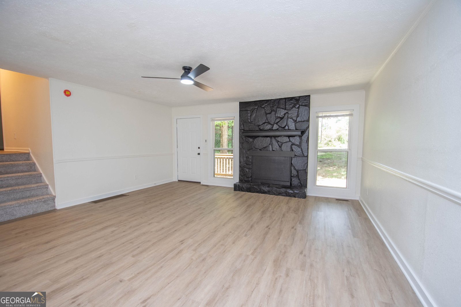240 Hearthstone Drive W Newnan - Photo 7