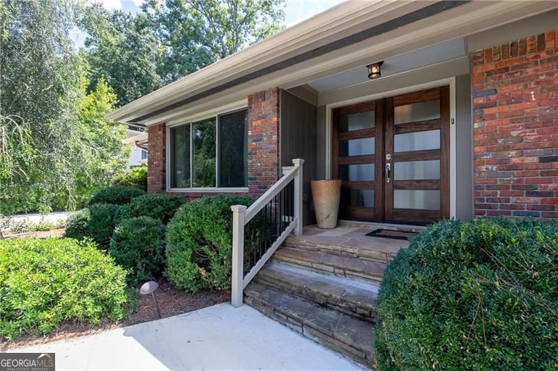 1043 Robin Lane Atlanta - Photo 8
