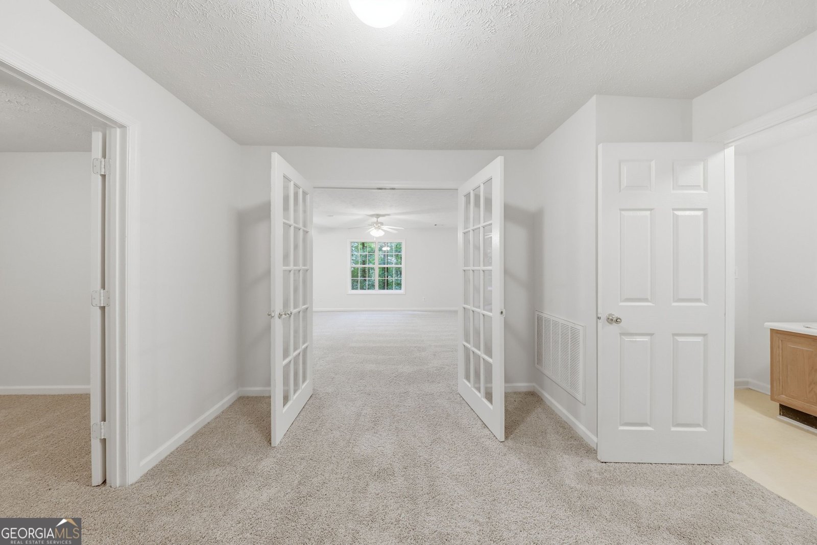 208 Foxdale Court Lagrange - Photo 16