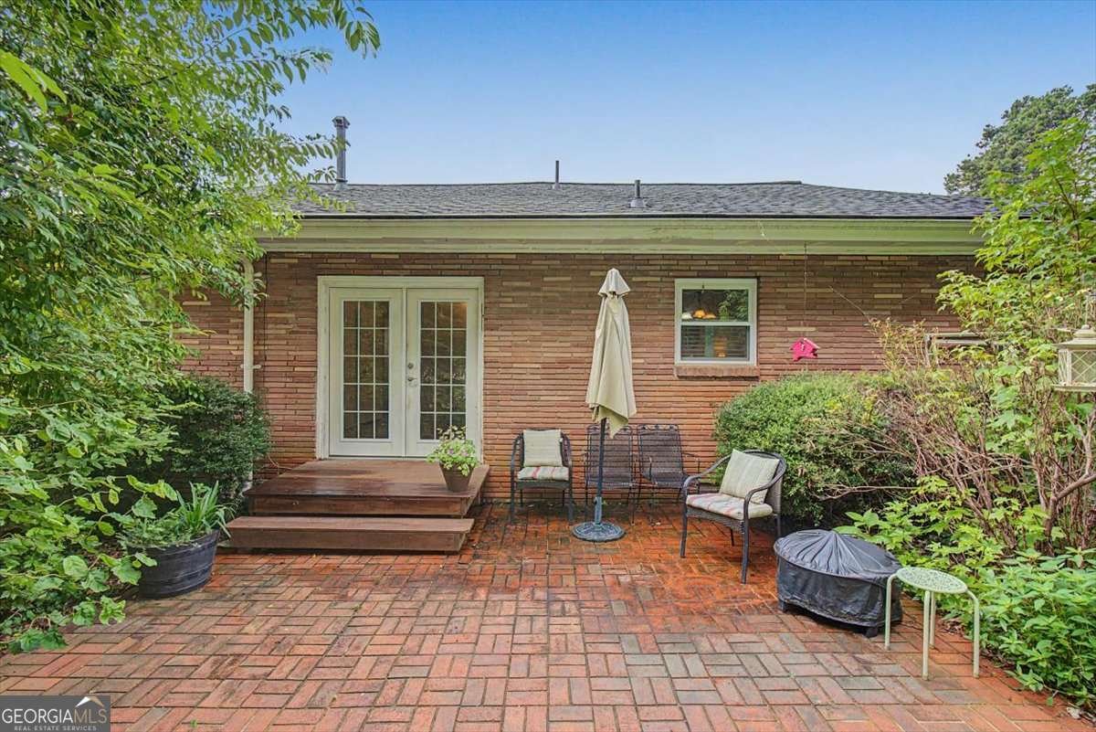 134 Larose Circle Marietta - Photo 10