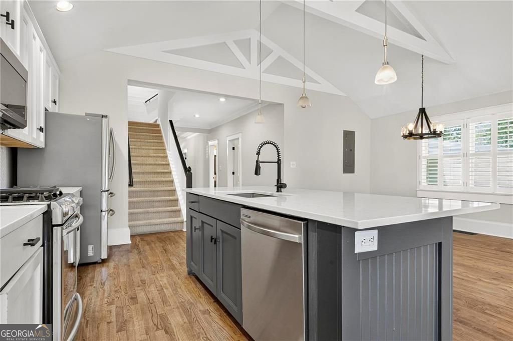 1355 Mercer Avenue East Point - Photo 20