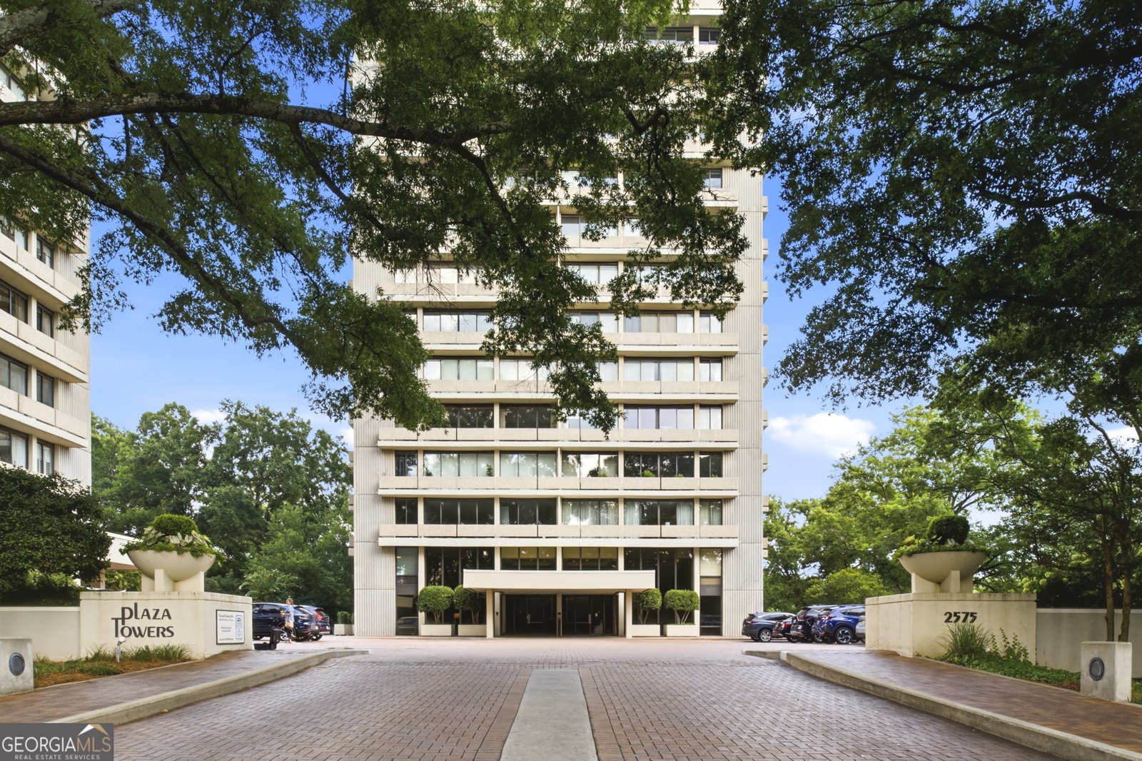 2575 Peachtree Rd Ne 2E Atlanta - main photo