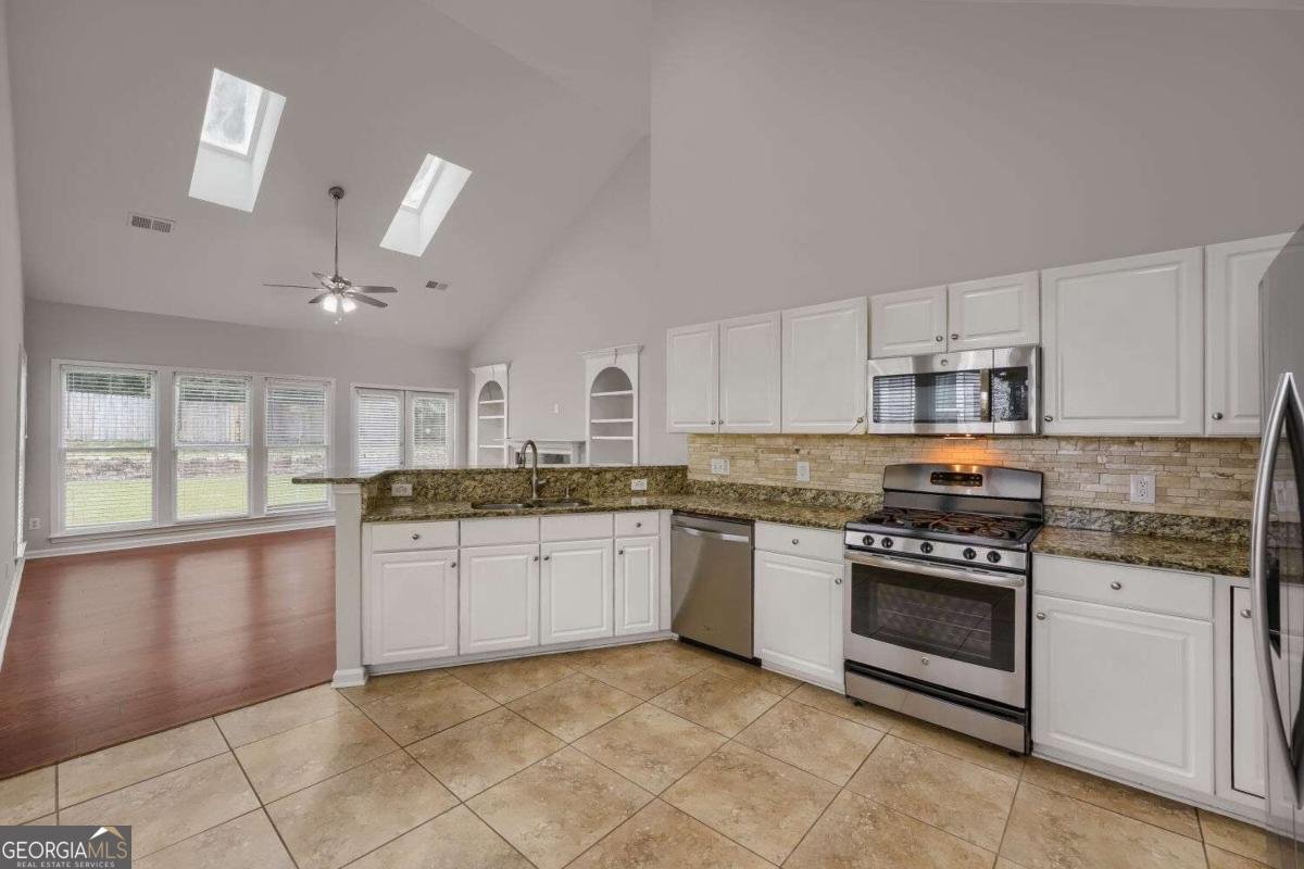 2439 Alston Drive Marietta - Photo 9