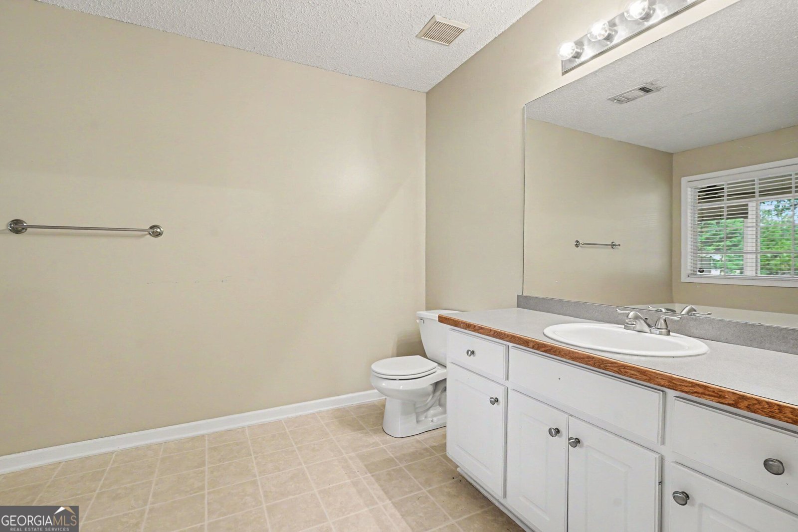 410 Wilshire Lane Bethlehem - Photo 24