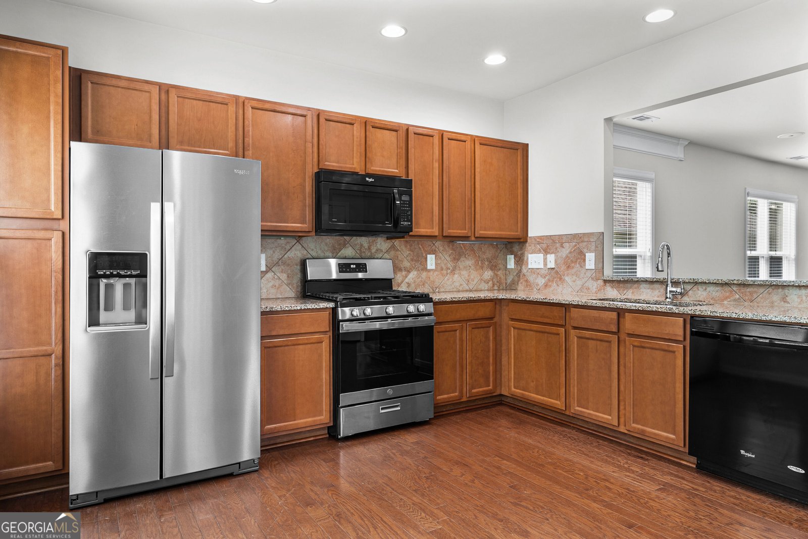 329 Sandy Springs Drive Griffin - Photo 15