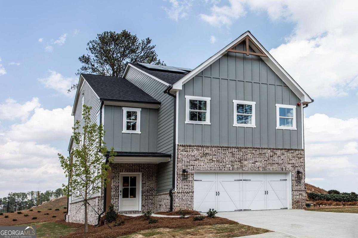 121 Kindred Lane Marietta - main photo