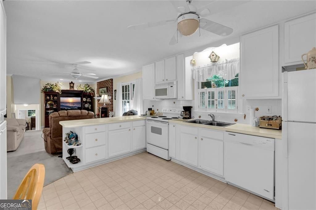 5892 Button Gwinnett Place Norcross - Photo 6