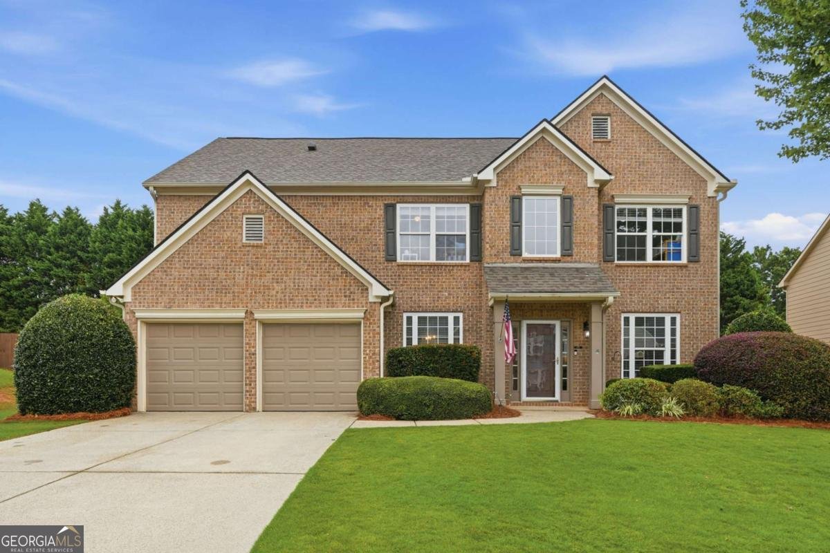 5165 Huntington Crest Lane Cumming - main photo
