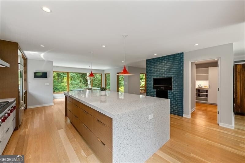 878 Barton Woods Road Atlanta - Photo 18