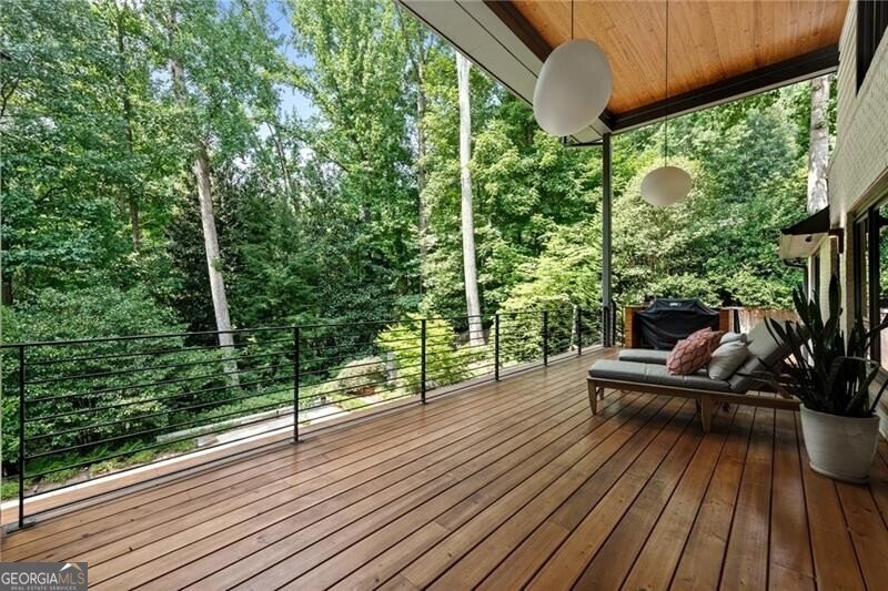 878 Barton Woods Road Atlanta - Photo 25