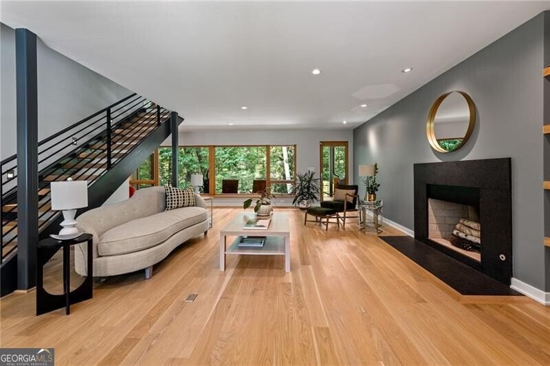 878 Barton Woods Road Atlanta - Photo 8