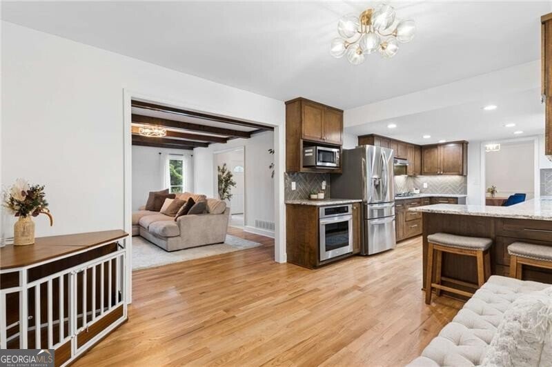 2383 Riverglenn Circle Atlanta - Photo 12