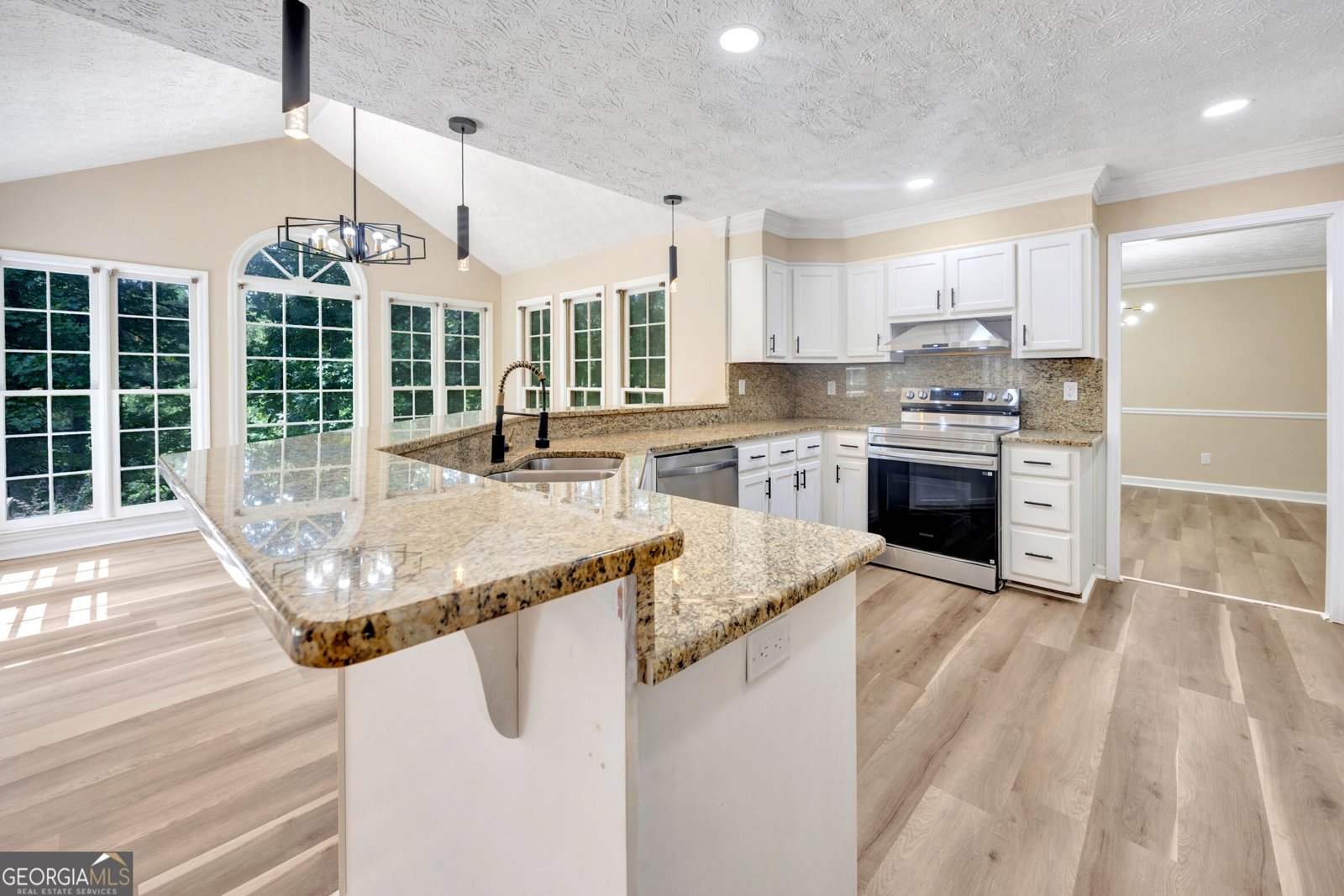 1412 Crooked Tree Circle Stone Mountain - Photo 8