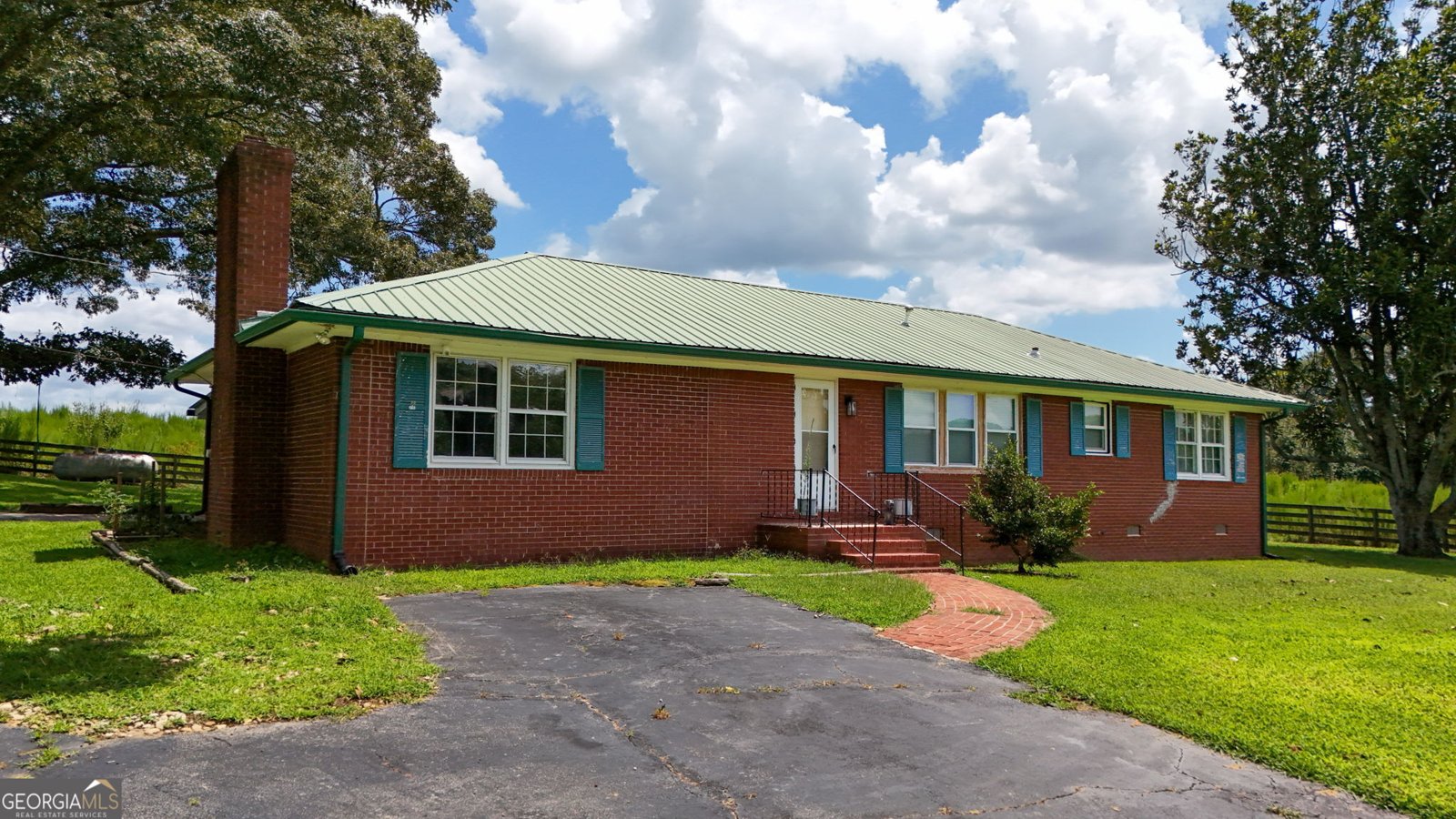 130 Sosbee Road Talmo - main photo