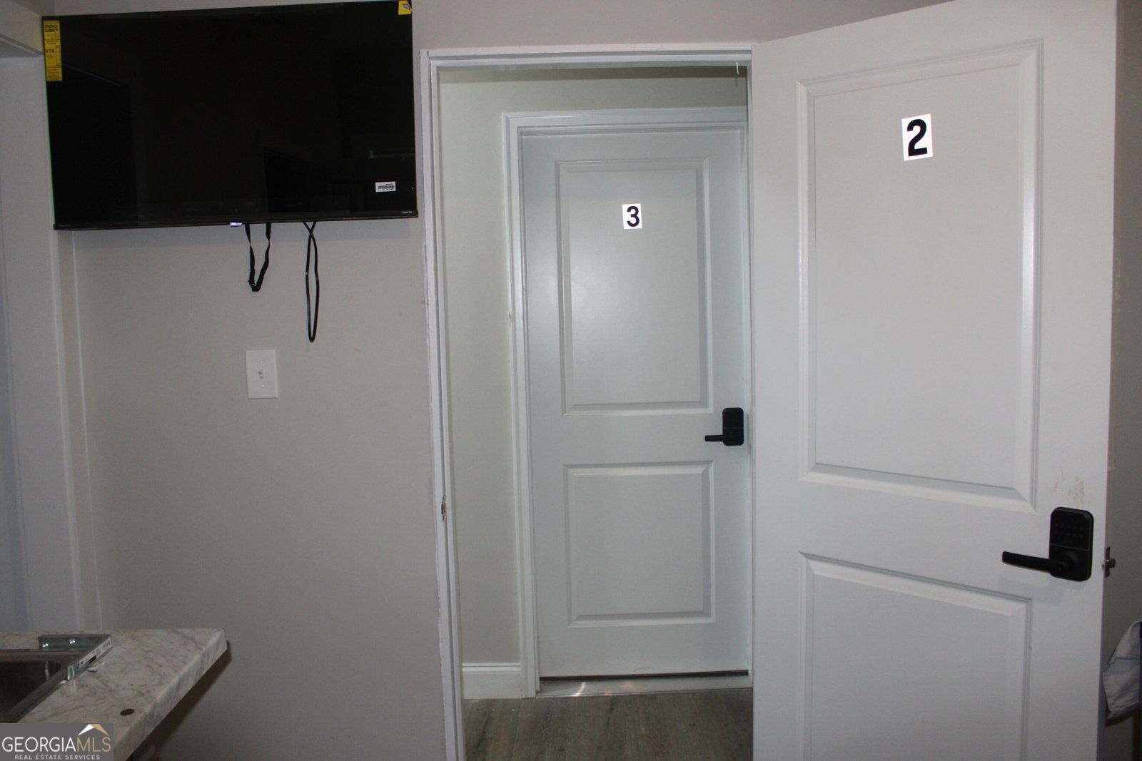 3937 Log Cabin Drive Macon - Photo 9
