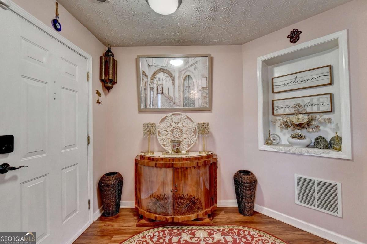 4654 Pine Isle Way Buford - Photo 7
