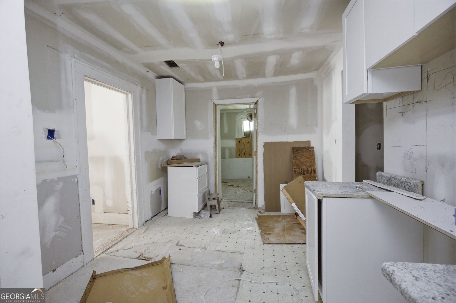 805 Ponce De Leon Avenue Macon - Photo 8