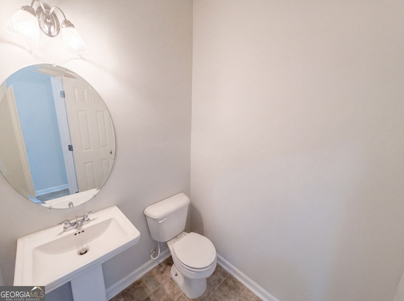 7328 Toccoa Circle Union City - Photo 16