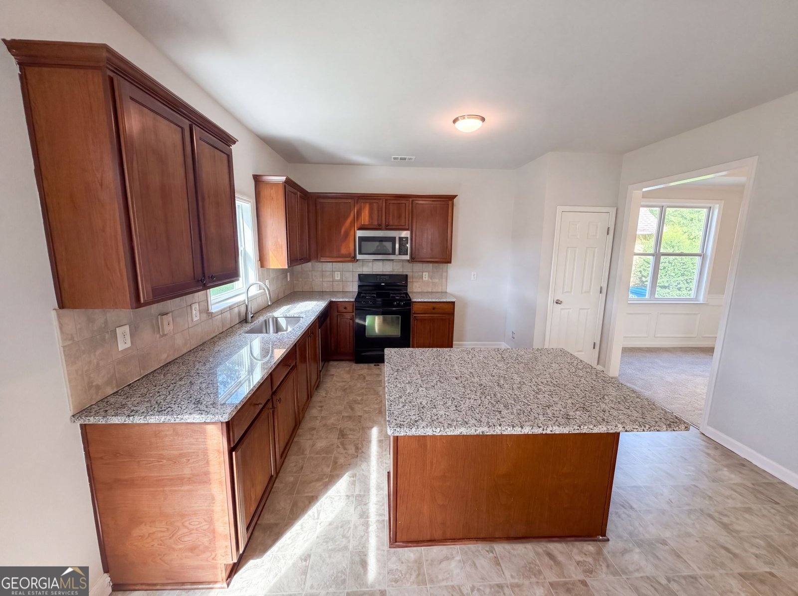 7328 Toccoa Circle Union City - Photo 7
