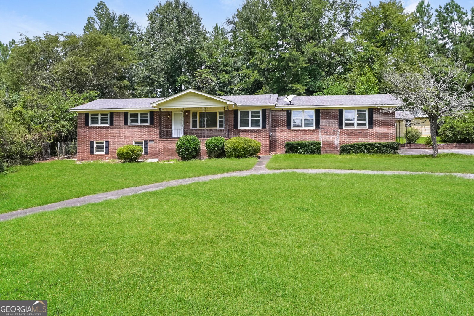 192 Sun Valley Drive Macon - main photo