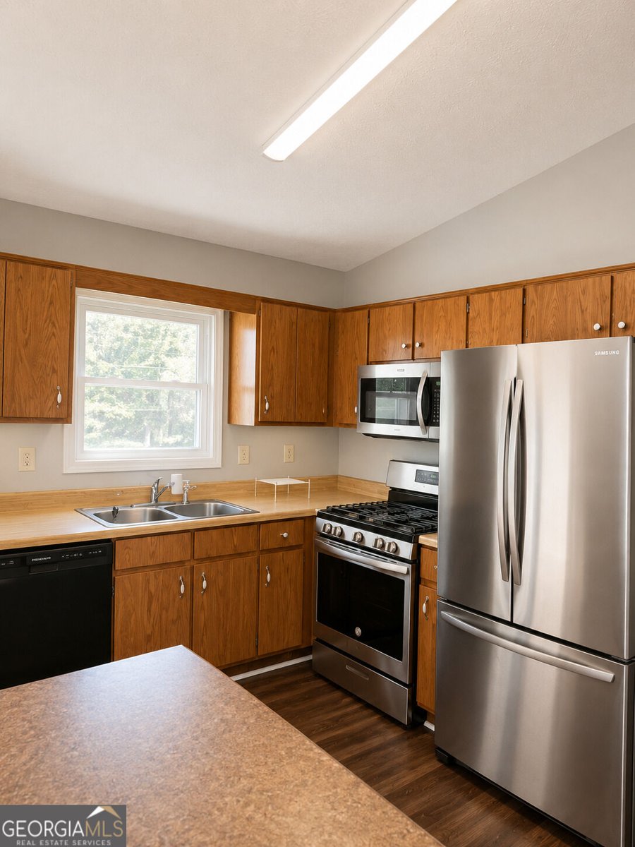 2061 Marshes Glenn Drive Norcross - Photo 6