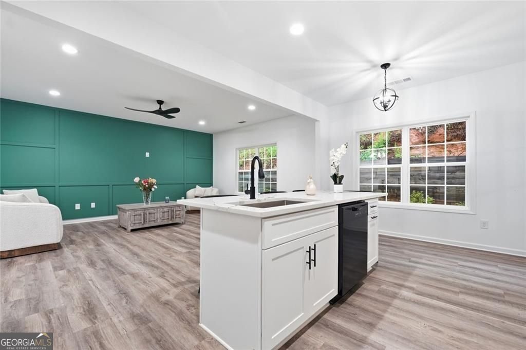 5445 Speckled Wood Lane Gainesville - Photo 8