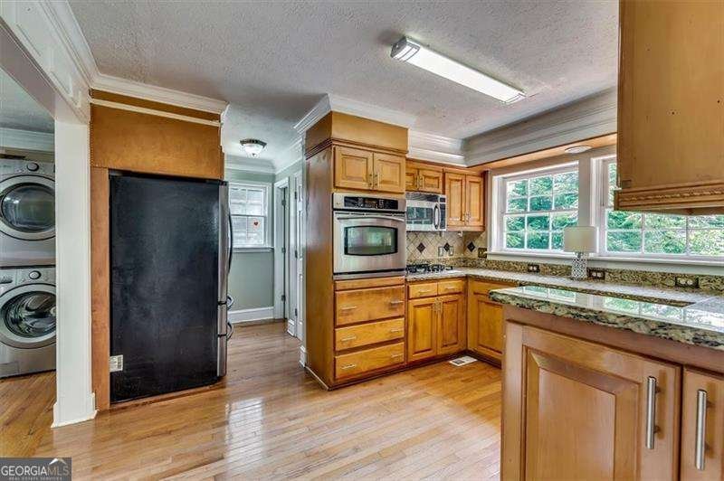 6963 Whispering Oaks Court Stone Mountain - Photo 11