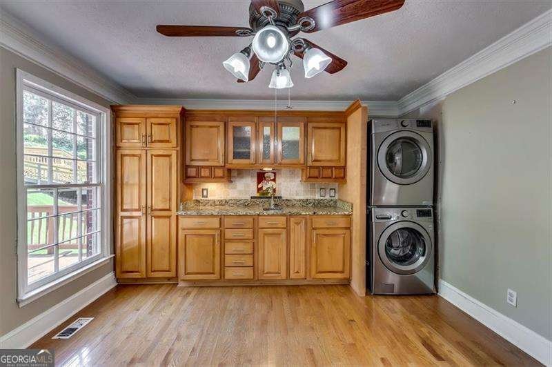 6963 Whispering Oaks Court Stone Mountain - Photo 14