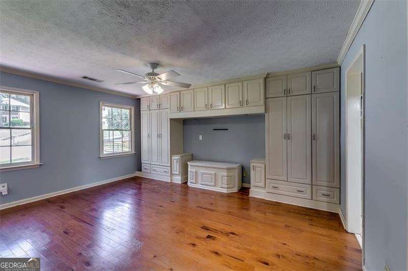6963 Whispering Oaks Court Stone Mountain - Photo 16