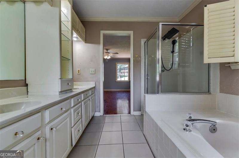 6963 Whispering Oaks Court Stone Mountain - Photo 20