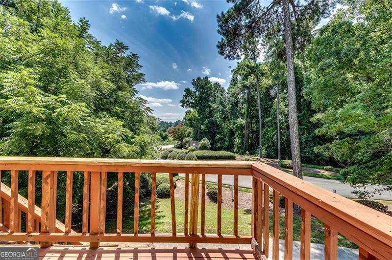 6963 Whispering Oaks Court Stone Mountain - Photo 32