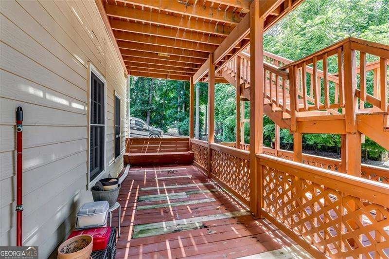 6963 Whispering Oaks Court Stone Mountain - Photo 33