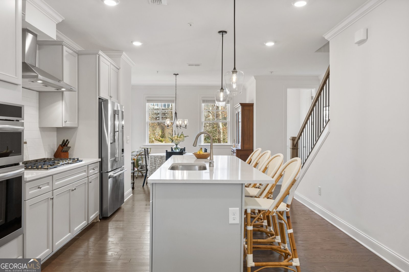 6529 Beacon Drive Sandy Springs - Photo 12