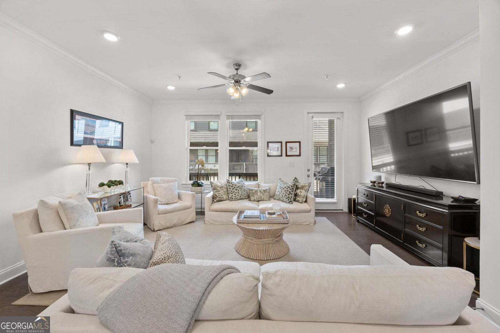 6529 Beacon Drive Sandy Springs - Photo 8