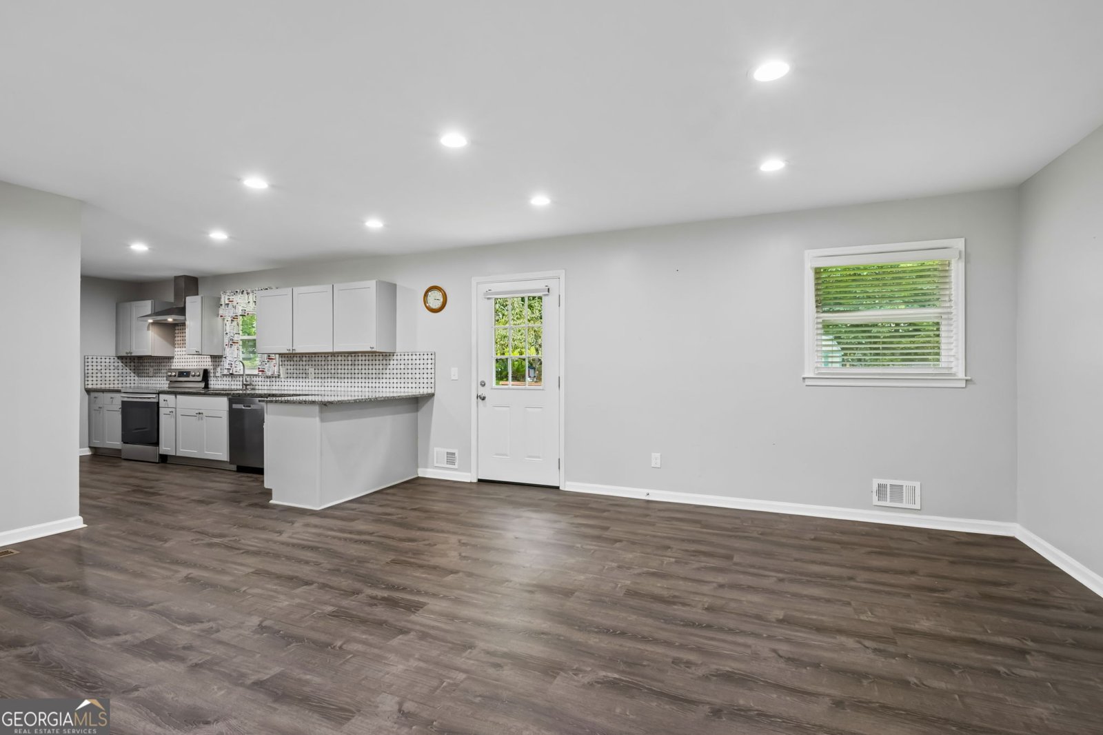 1331 Owen Circle Buford - Photo 14