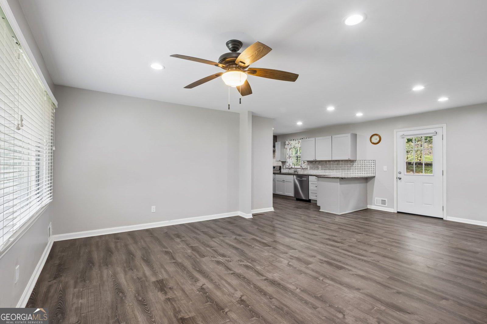 1331 Owen Circle Buford - Photo 8