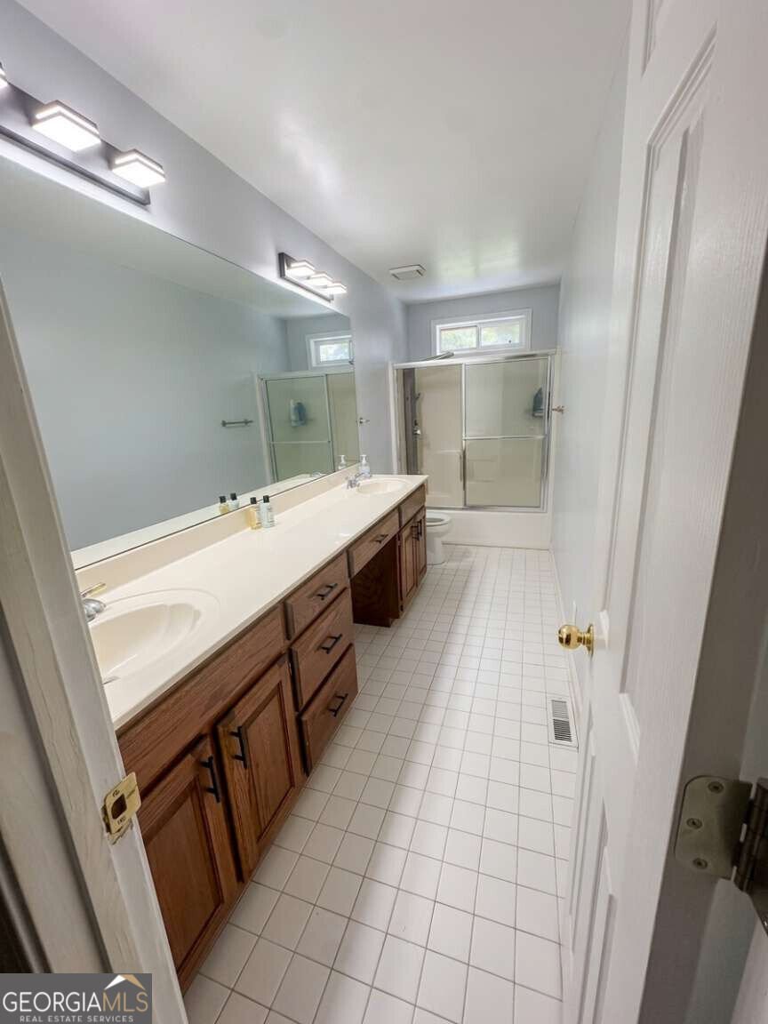 2365 Friars Gate Drive Lawrenceville - Photo 18