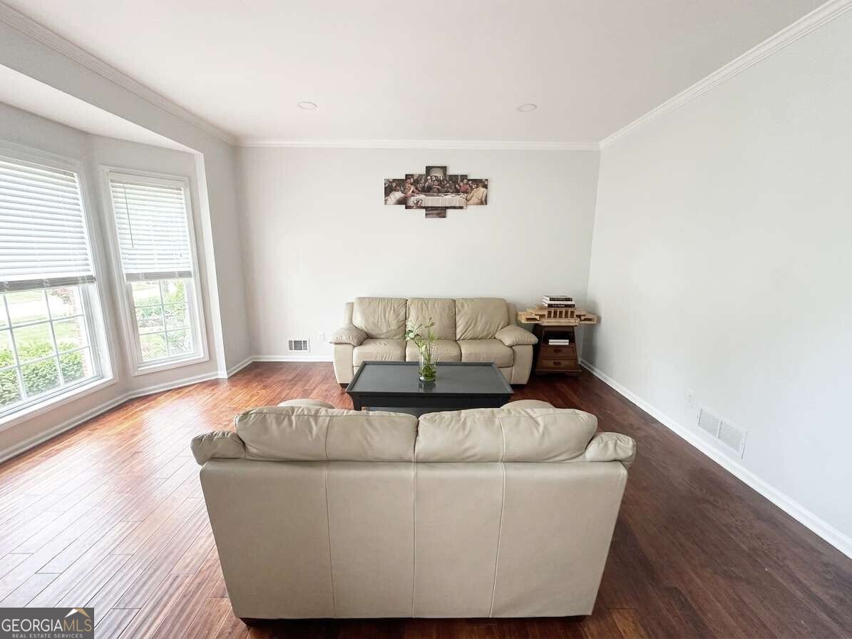 2365 Friars Gate Drive Lawrenceville - Photo 9